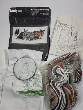 Janlynn Crewel 1988 Embroidery “BASHFUL BUNNIES” Cross Stitch Kit Sealed 18”x9”